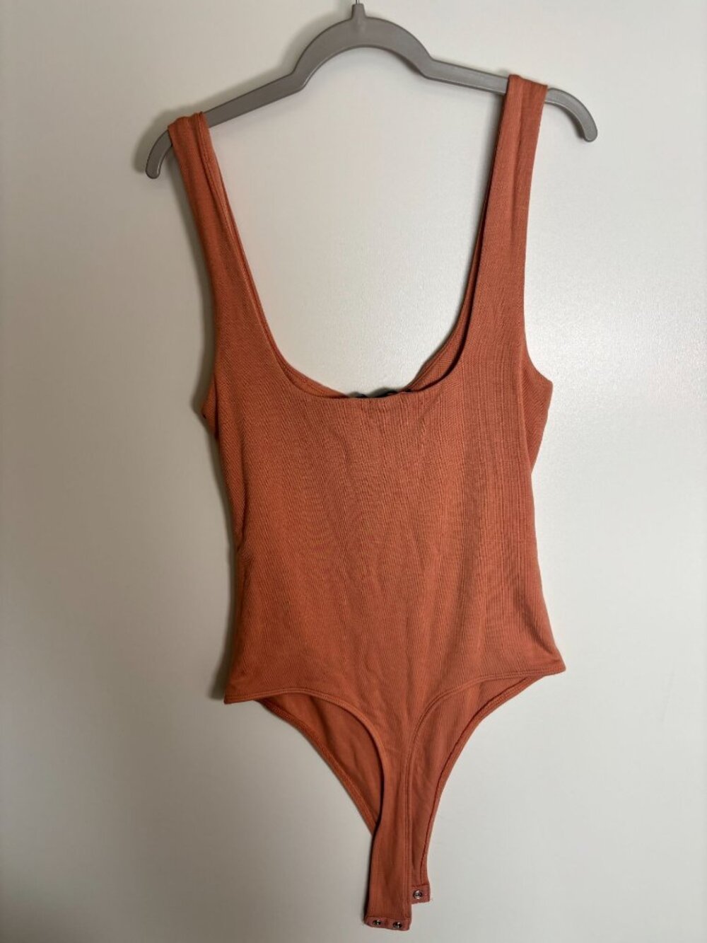 Forever 21 Rust Ruched Bodysuit — Size Small - Picture 5 of 5
